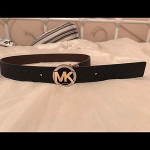 Michael Kors Reversible Belt